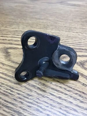 PIEZA SOPORTE LATERAL HONDA CBR600 F4 2001-2006 # 50150-MBW-D20 Foto 1 de 4