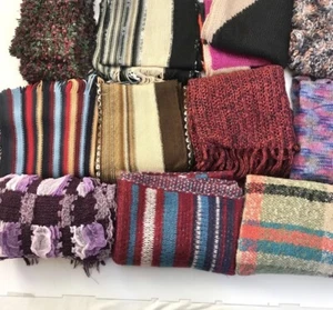 Handarbeit Großpackung Posten 11 Schals gemischt Schal Infinity Kette Schalldämpfer Quadrat Strick - Bild 1 von 9