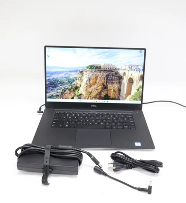 Dell XPS 15 9560 15.6" i7-7700HQ 2.80GHz 8GB Ram 240GB HDD Nvidia GTX1030 ¡LEER!! Foto 1 de 4