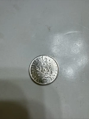 Moneda francesa Francia 1991 1/2 franco, vendida como está Foto 1 de 4