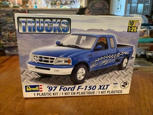 Ford '97 1997 Ford F-150 XLT Pickup Revell 1:25 model Kit New In Open Box - Picture 1 of 5