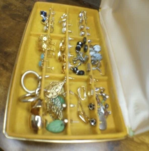 Vintage 70er Jahre Mele Ohrringe Etui voller Ohrringe! - Bild 1 von 22