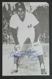 Héctor López New York Yankees Autographed Signed 3x5 Paper Photo - Picture 1 of 3