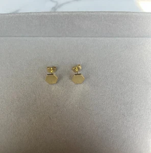 Real Solid 14K Gold Hexagon Shape Minimalist Stud Earrings Men Women Gift - Picture 1 of 3