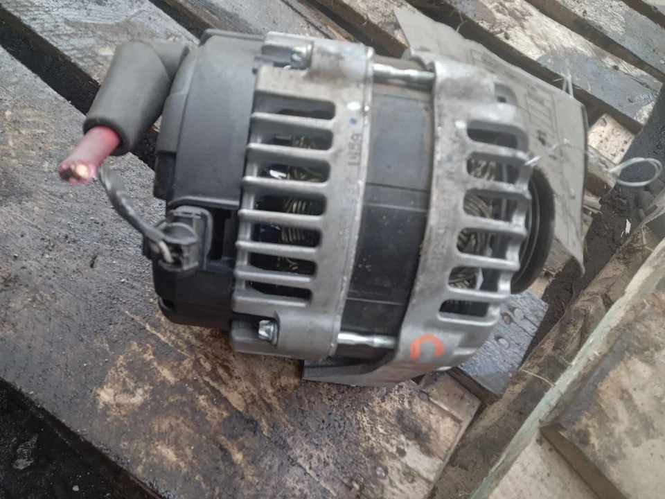 Used Alternator fits: 2009 Chevrolet Tahoe 160 amp opt KW1 Grade A Foto 1 de 4
