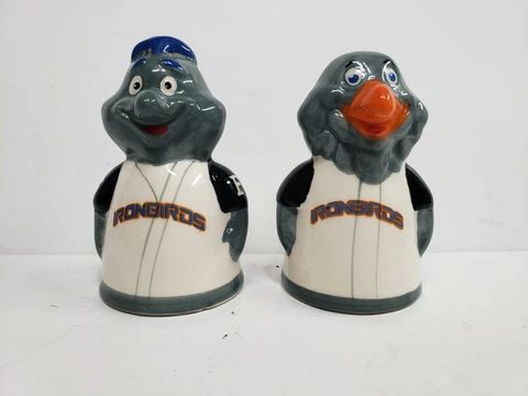 Aberdeen IronBirds Ferrous SGA Mascot Salt and Pepper Shaker Baltimore Orioles Cover