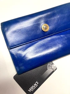 GIANNI VERSACE VINTAGE '90s METAL MEDUSA HEAD LEATHER WALLET TRIFOLD ITALY BLUE - Picture 1 of 24
