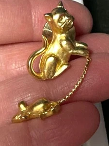 Cat & Mouse Vintage Tack Pin T-5907 - Picture 1 of 1