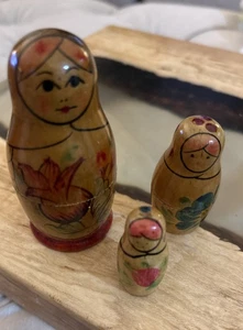 Bambole russe nido VINTAGE - Foto 1 di 14