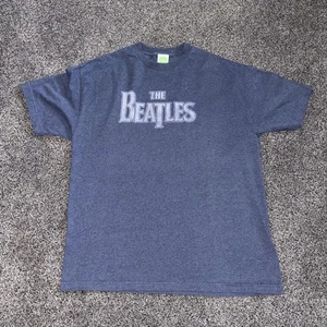 Vintage Y2K Blue The Beatles Shirt Herren Gr. XL 2004 Spell Out Green Apple Tag - Bild 1 von 9