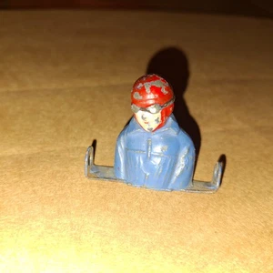 #P100 ORIGINAL MECCANO AEROPLANE CONSTRUCTOR PILOT(BLUE/RED HELMET) - Picture 1 of 2