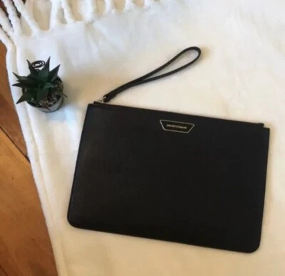 Emporio Armani Wristlet Clutch Foto 1 de 4