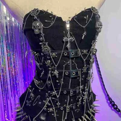 Pin Emo Grunge Harajuku Gótico De Colección E-Girls Y2K TOPS Punk Rock Calavera Cruz Foto 1 de 4