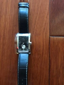 New Authentic Guess Collection 19511G3 Black Leather Black Dial watch - Picture 1 of 2