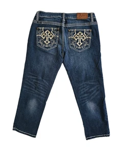 Adiktd Womens Jeans Capri Medium Wash Denim Embroidered Size 8/W30 - Picture 1 of 8