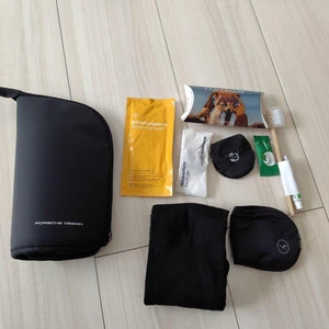 Porsche Design Lufthansa Business Amenity Pouch Kit de viaje L'Occitane sin usar - Imagen 1 de 6