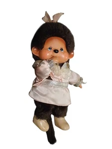 Vintage Sekiguchi Monchichi Plüschpuppe rosa Kleid Shirt Schuhe 1974 8 Zoll - Bild 1 von 4