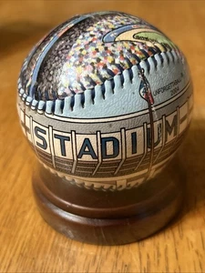 New York Yankees 2004 Yankee Stadium Unforgettaball Commemorative Baseball - Bild 1 von 17