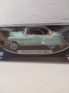 Motor Max 1/18 Scale diecast 73100 - 1950 Chevy Bel Air - Two Tone Green - Picture 1 of 8