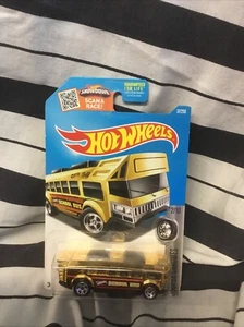 2016 Hot Wheels - Hot Wheels High - 2/10 - Super Chromes - 37/250 - DHW76 - Picture 1 of 3