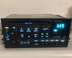 Yukon Suburban GMC1500 2500 CD Player Radio Receiver OEM LIGHTNING BLUE LED - Bild 1 von 2