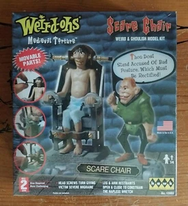SCARE CHAIR Weird-ohs Mittelalter Folter seltsam & gruselig Modellbausatz NEU VERSIEGELT - Bild 1 von 14