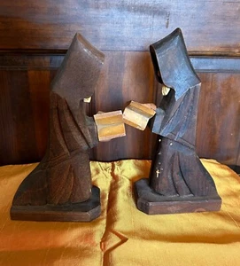 Vintage Holz geschnitzt Mönch Buchstütze Paar Franziskanermönche Spanisch MCM Schnitzerei 9,5 Zoll - Bild 1 von 7