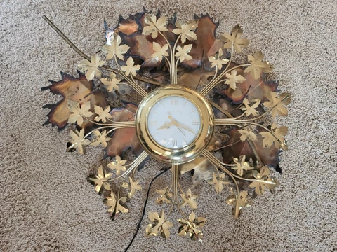 Working Signed Brutalist MCM Maple Leaves Wall Sculpture Clock Curtis C. Jere Cover