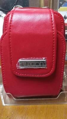 Buxton pequeno (carteira vermelha e porta-cartão) com 2 alças e chaveiro leve  - Imagem 1 de 4