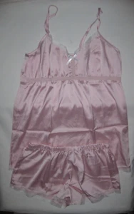 Romwe Spitzenzierleiste Satin Cami & Sleep Shorts PJ Set S Pink Neu in Verpackung 80er Jahre Ästhetik Kawaii - Bild 1 von 4