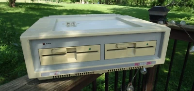 PC Amstrad PC1512DD - Sistema de alimentación para insertar símbolo del sistema Foto 1 de 4