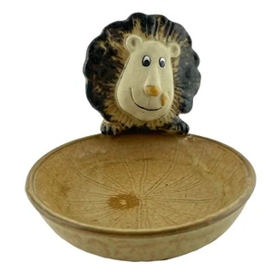 Plato de gres Friendly Lion figurativo 4"H x 5" Dia. Marrón - Imagen 1 de 3