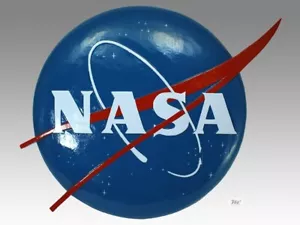 Placa emblema hecha a mano de madera maciza de caoba seca al horno de la NASA - Imagen 1 de 7