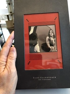 Bear Essentials San Francisco Box/storage for Makeup/jewelry/whatnots - Picture 1 of 5