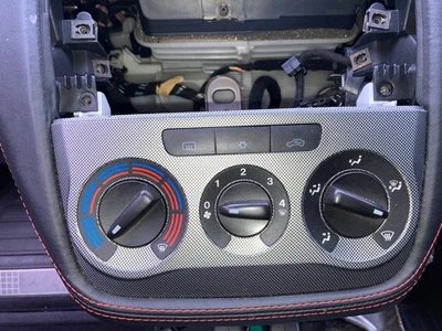 FIAT GRANDE PUNTO ABARTH GENUÍNO CONJUNTO DE CONTROLE DE AQUECEDOR ORIGINAL EXCELENTE CON - Imagem 1 de 4