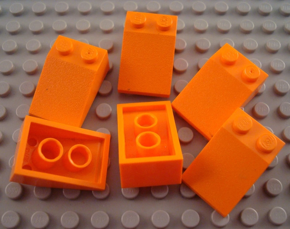 LEGO Lote de 6 Piezas Naranja 3x2 Pendiente Foto 1 de 1