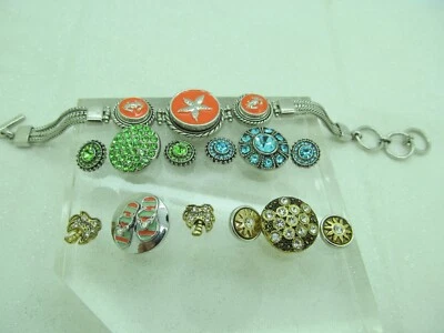 Genuine GINGERSNAPS TOGGLE BRACELET with 5 SETS of 3 SNAPS - Image 1 of 4