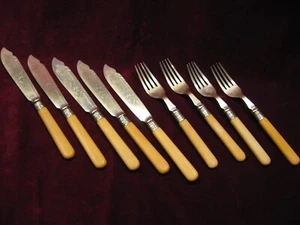 Vintage Silver-plate Flatware Forks and Knives RPXL - Picture 1 of 10