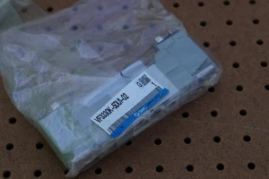 SMC VF330K-5DUI-02 SOLENOID VALVE  - Picture 1 of 3