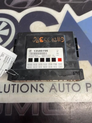 2011 GMC Terrain Body Control Module 13580198 BCM Foto 1 de 4