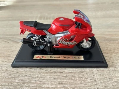 Maisto Motorrad Modell 1:18 Kawasaki Ninja ZX-7R mit Sockel Sammler - Bild 1 von 4