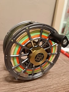 Hardy Zane Carbon Fly Reel - Size 6000 (6/7/8) - NEW - with Rio line - Picture 1 of 4