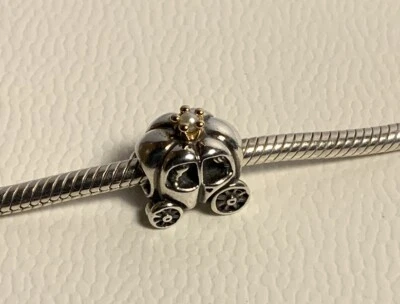 Pandora Cinderella’s Carriage 14k/925 Perla Acento Dije  Foto 1 de 4