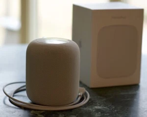 Apple HomePod A1639 MQHV2LL/A Speaker - White - Excellent Cond. Incl Orig Box - Picture 1 of 2