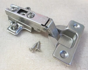 Rare Ferrari C03C 110º Self Closing Cabinet Hinge w/ Slide-On Mount Plate C03H2D - Picture 1 of 4