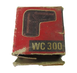 Vintage Champion WC300 Spark Plug Cover Boot Made in England Original Box NOS - Picture 1 of 13