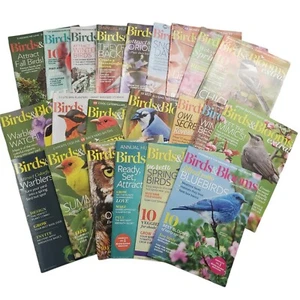Lot of 22 Birds & Blooms Magazines Mixed Years 2017 2018 2019 with Bird Covers  - Foto 1 di 11