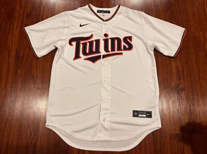 Nike Men’s Minnesota Twins White Home Baseball Jersey Medium M MLB - Picture 1 of 9