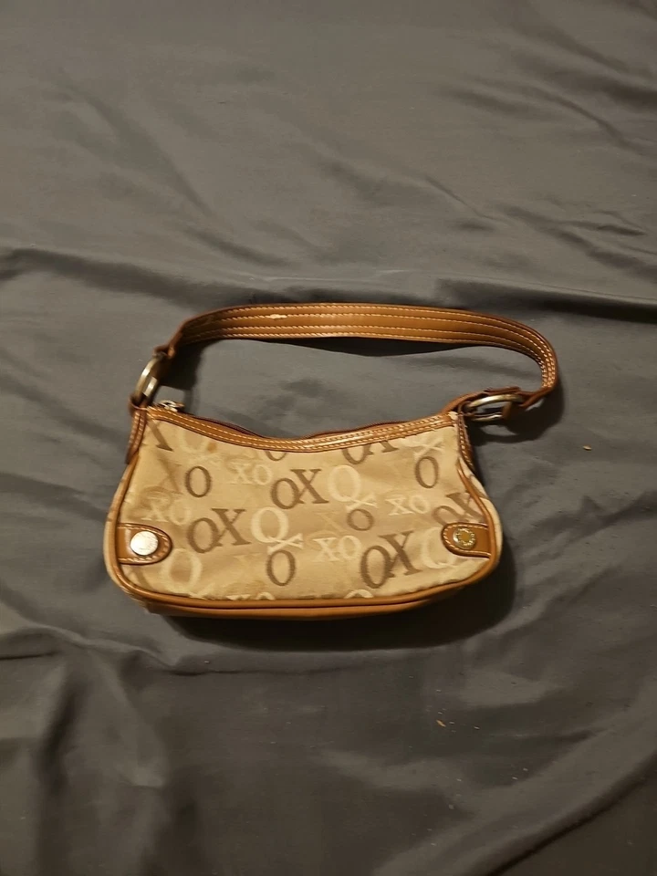 Bolso de Mano XOXO Marrón con Correa Ajustable Foto 1 de 2