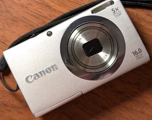 CANON PowerShot A2300 HD silver Digital Camera 16.0MP English on Work Excellent - Picture 1 of 12